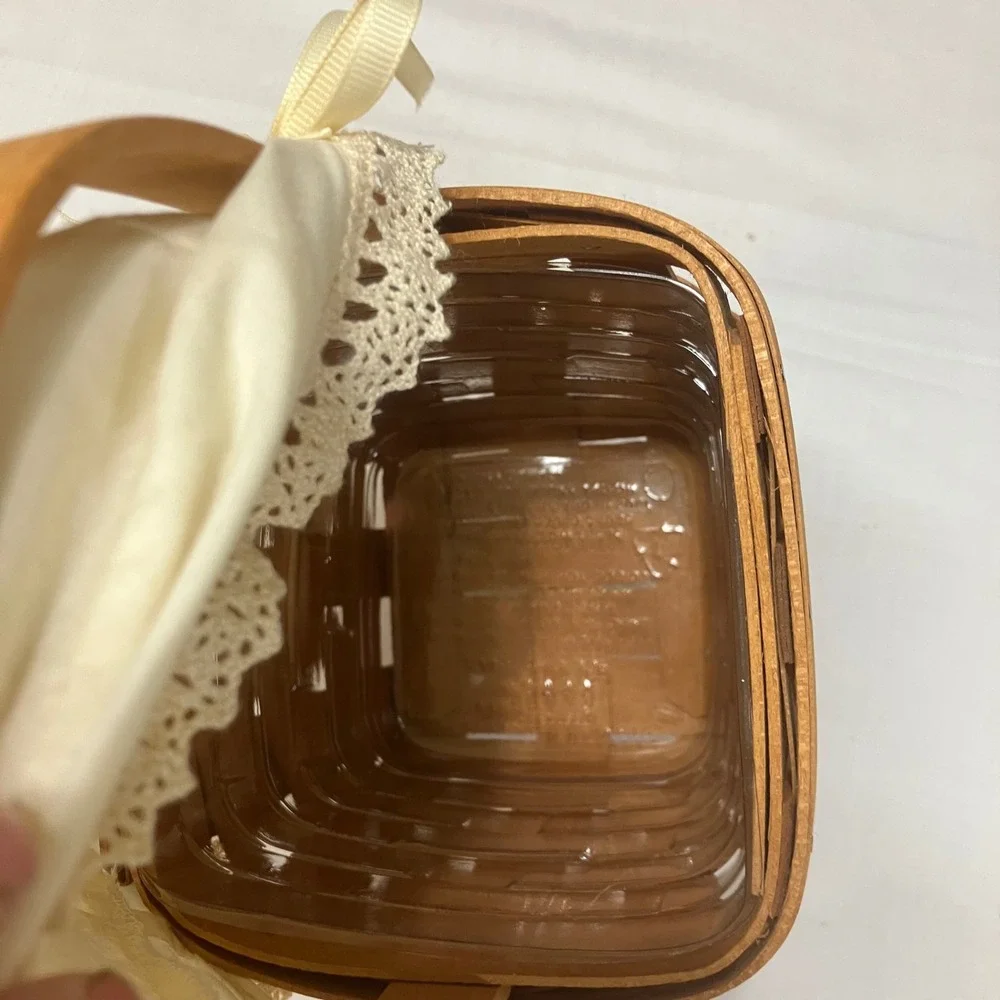 Longaberger 1993 Small Peg Basket 11452 Handwoven Wood Lace Liner & Protector